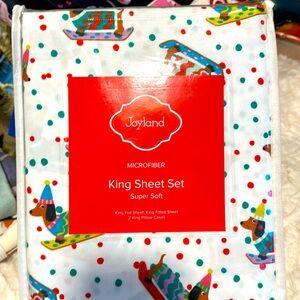 King Size Dachshunds Winter design sheets